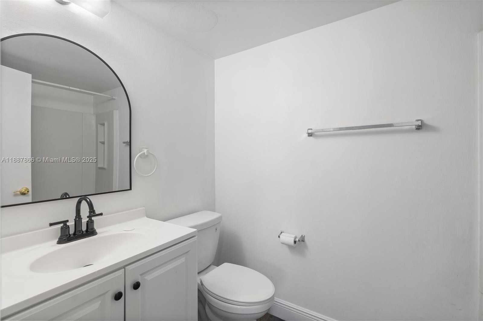 Small Image of 2701 RIVERSIDE DR #413-B, Coral Springs Number 12