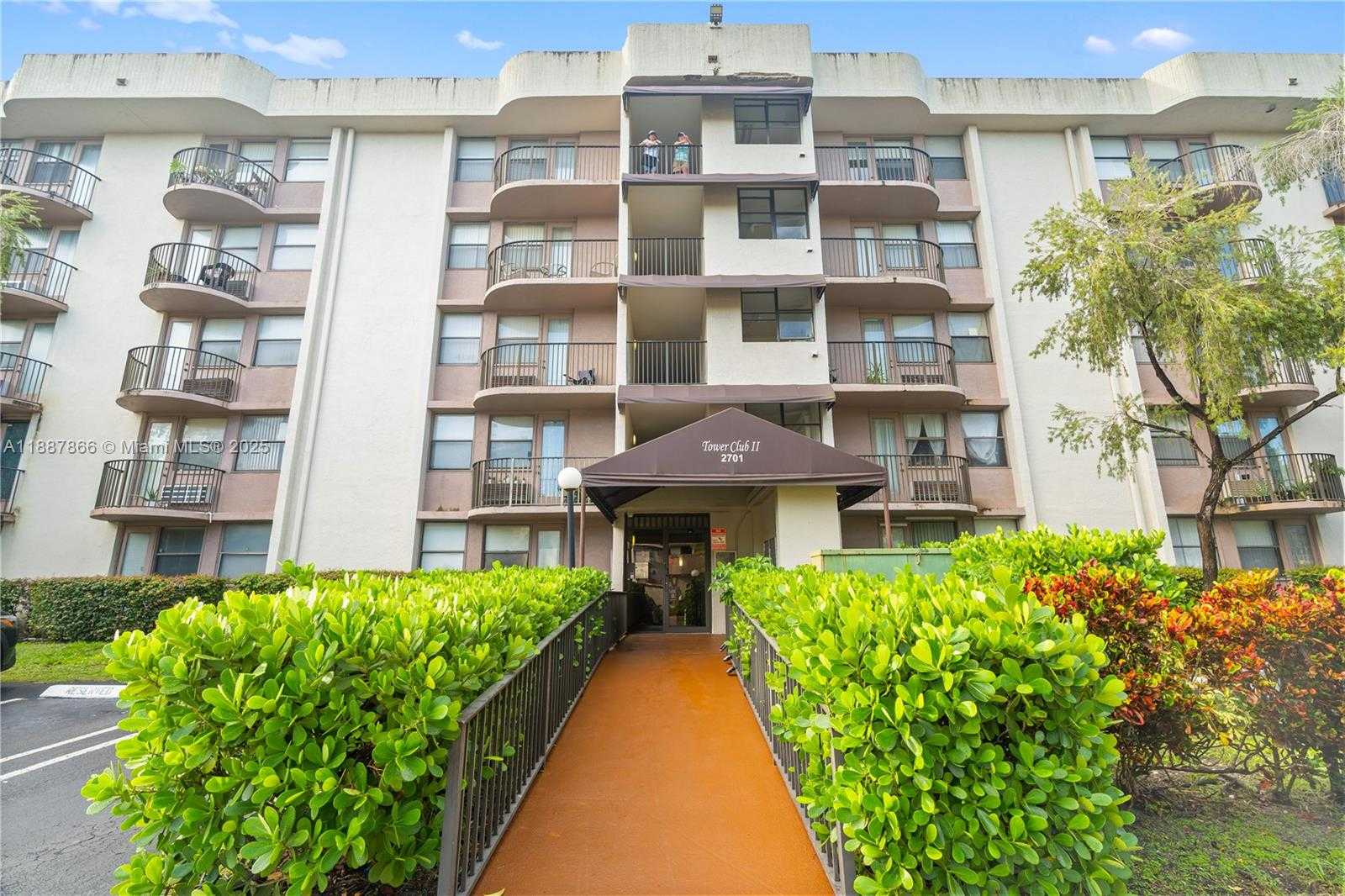 Small Image of 2701 RIVERSIDE DR #413-B, Coral Springs Number 2