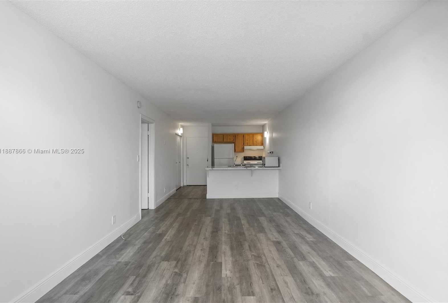 Small Image of 2701 RIVERSIDE DR #413-B, Coral Springs Number 7