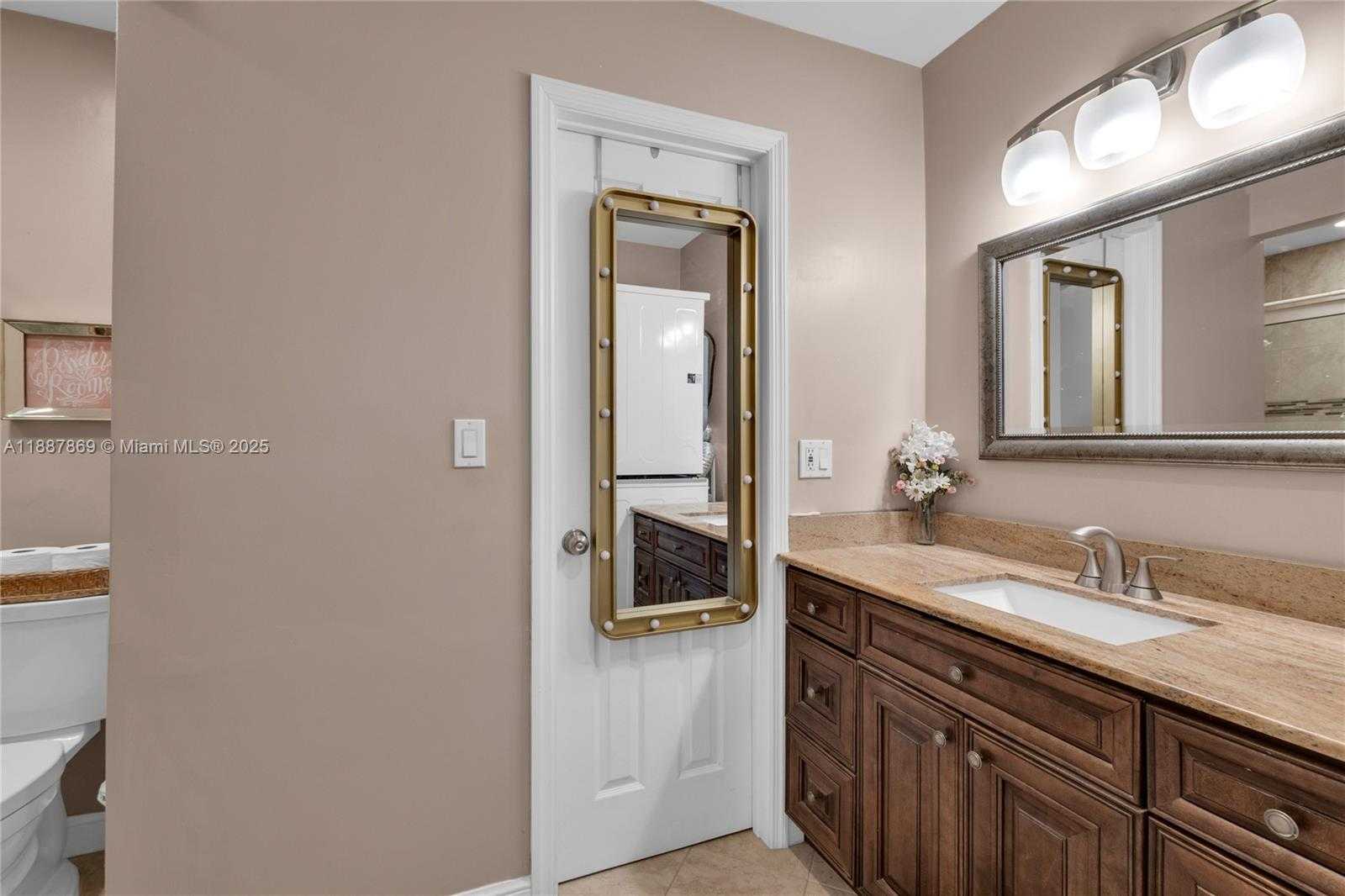 Small Image of 8809 BELLE AIRE DR #8809, Boca Raton Number 15