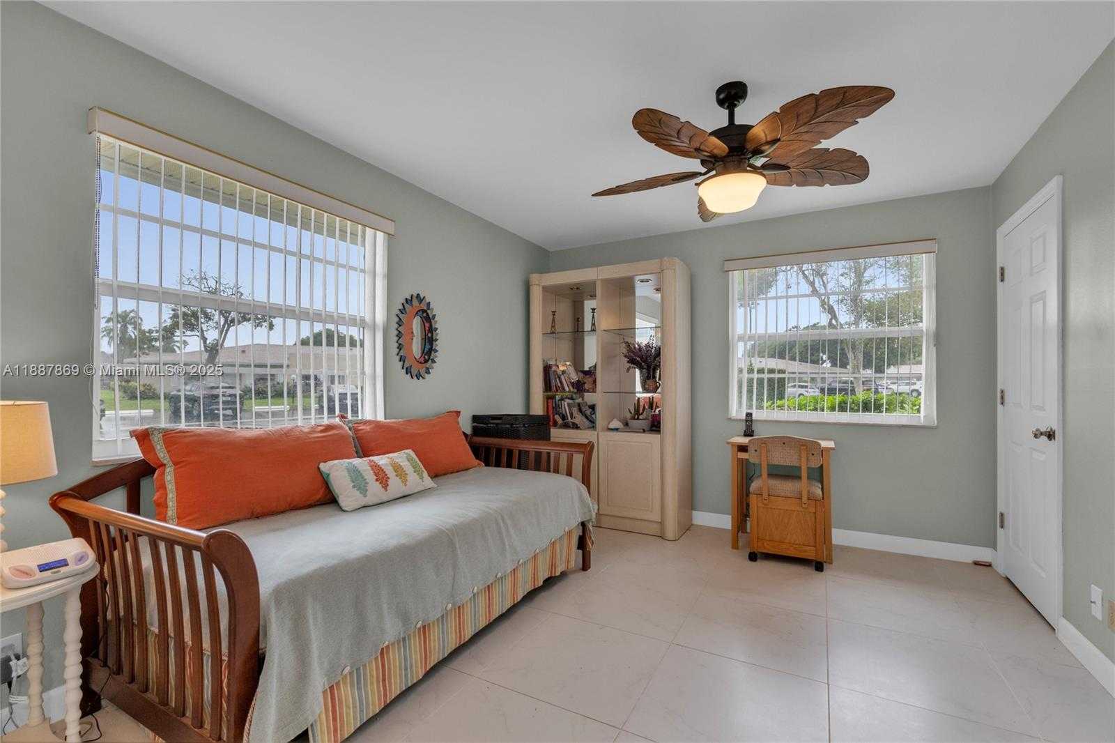Small Image of 8809 BELLE AIRE DR #8809, Boca Raton Number 18