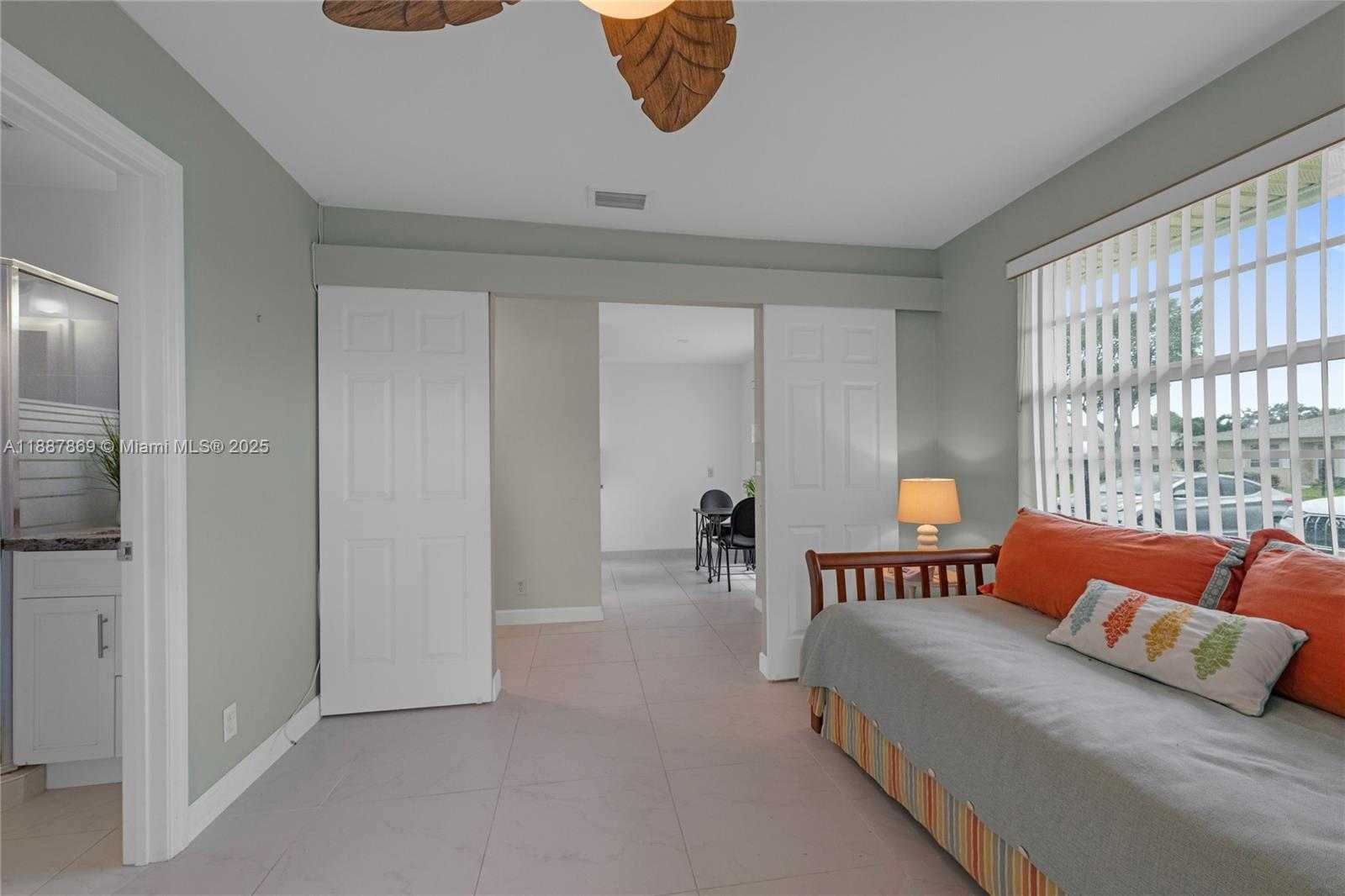 Small Image of 8809 BELLE AIRE DR #8809, Boca Raton Number 19