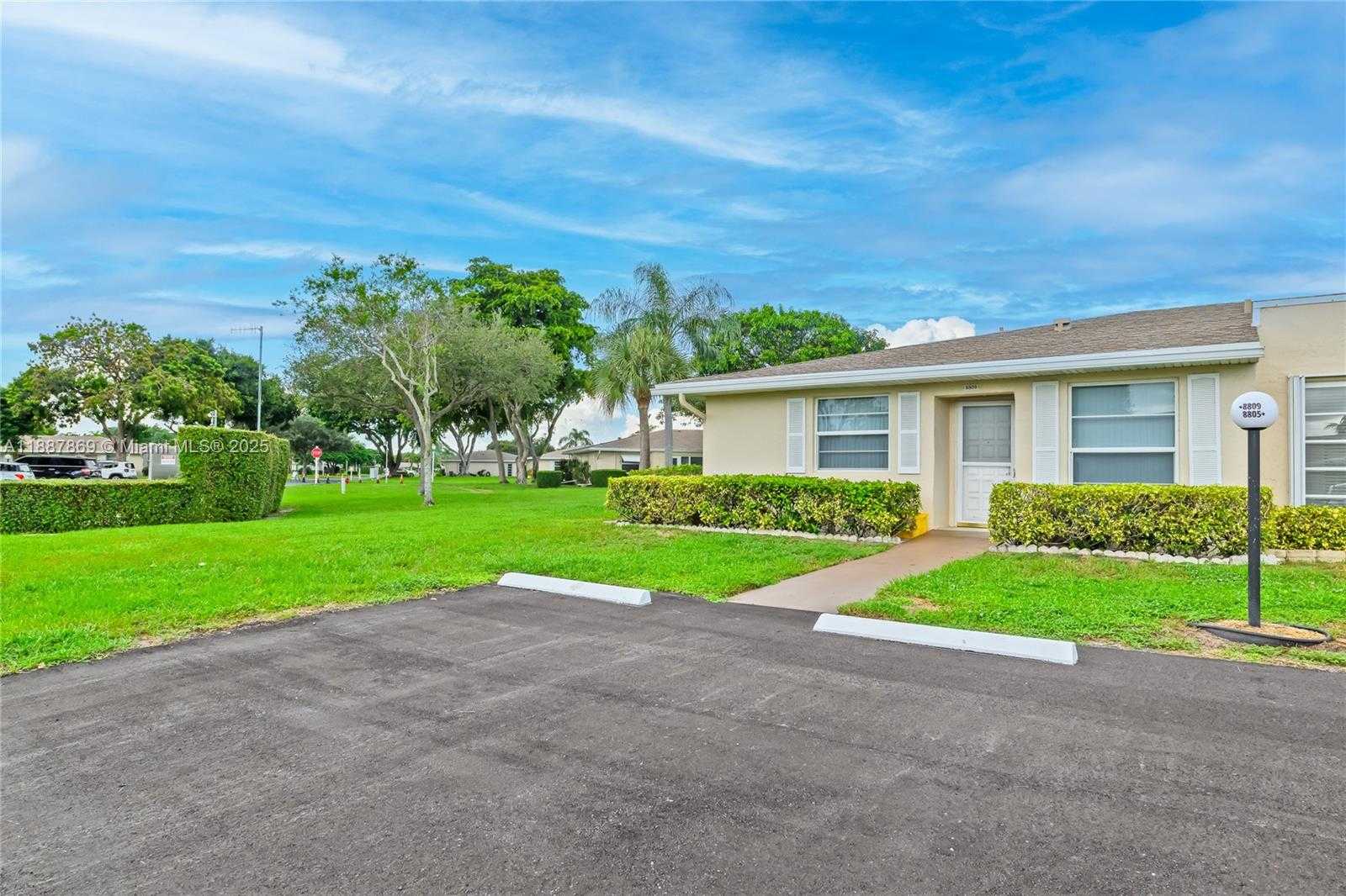 Small Image of 8809 BELLE AIRE DR #8809, Boca Raton Number 25