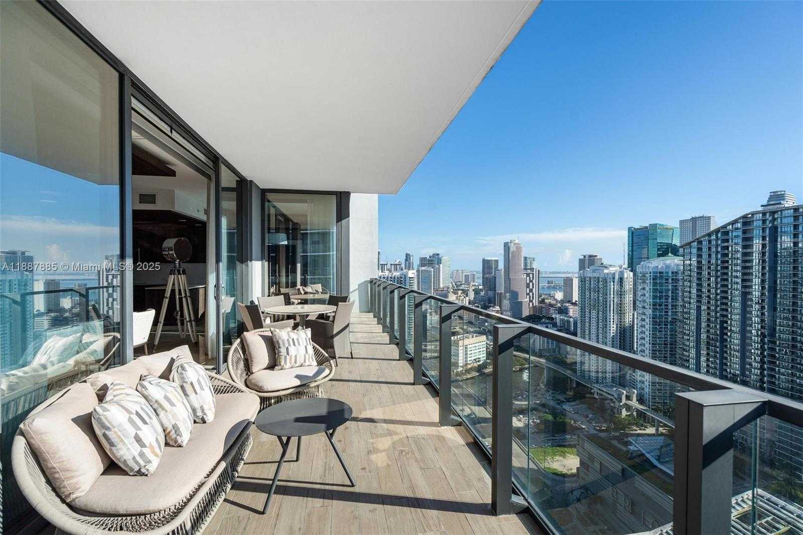 Small Image of 88 SOUTH WEST 7TH ST #3801, Miami Number 10