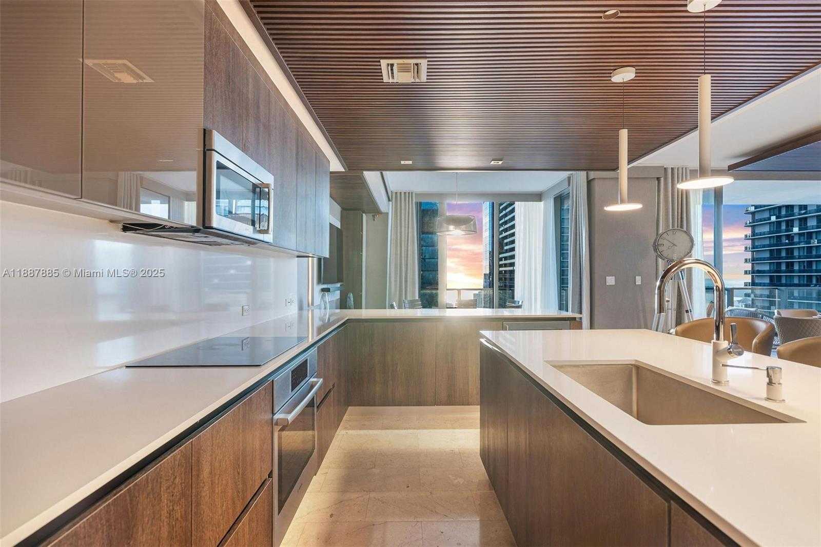 Small Image of 88 SOUTH WEST 7TH ST #3801, Miami Number 11