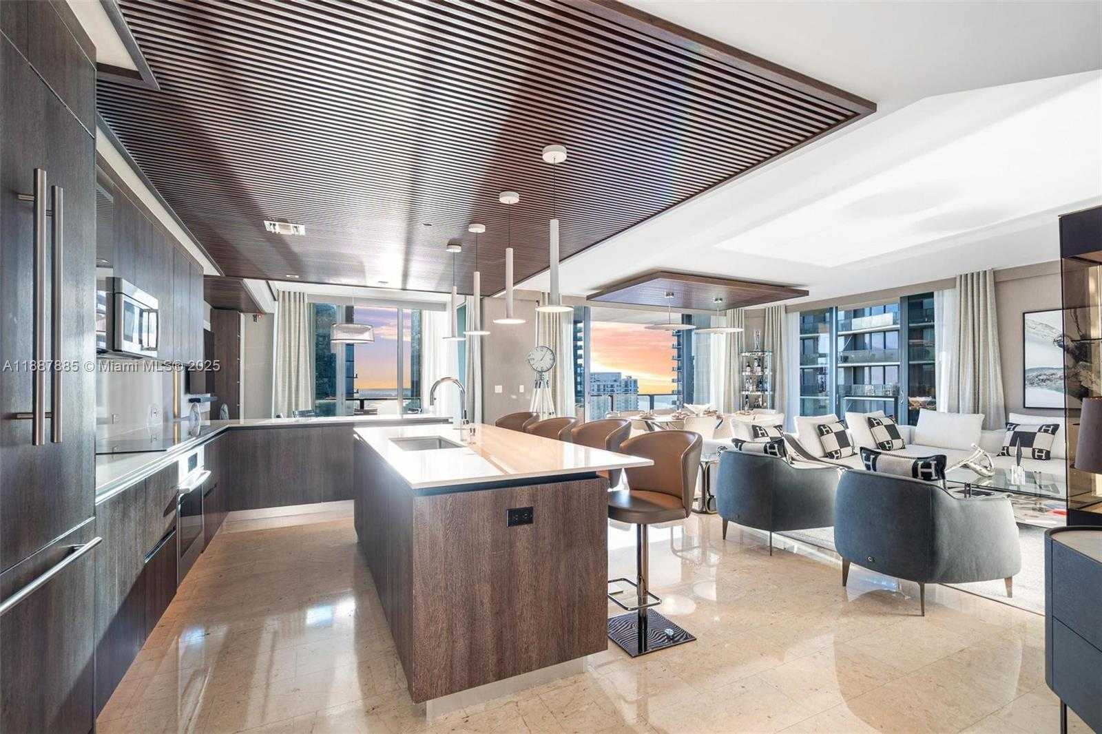 Small Image of 88 SOUTH WEST 7TH ST #3801, Miami Number 20