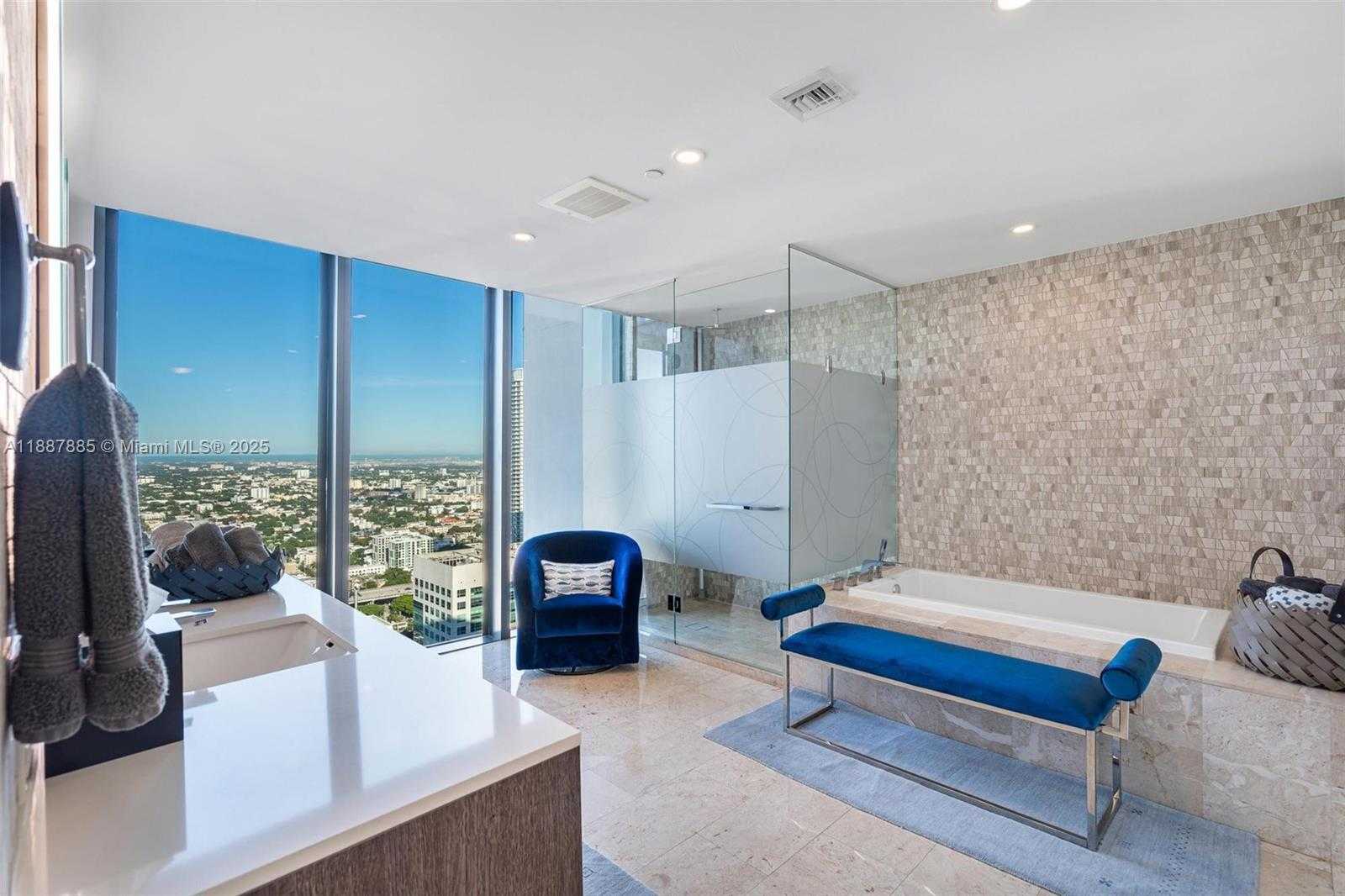 Small Image of 88 SOUTH WEST 7TH ST #3801, Miami Number 24