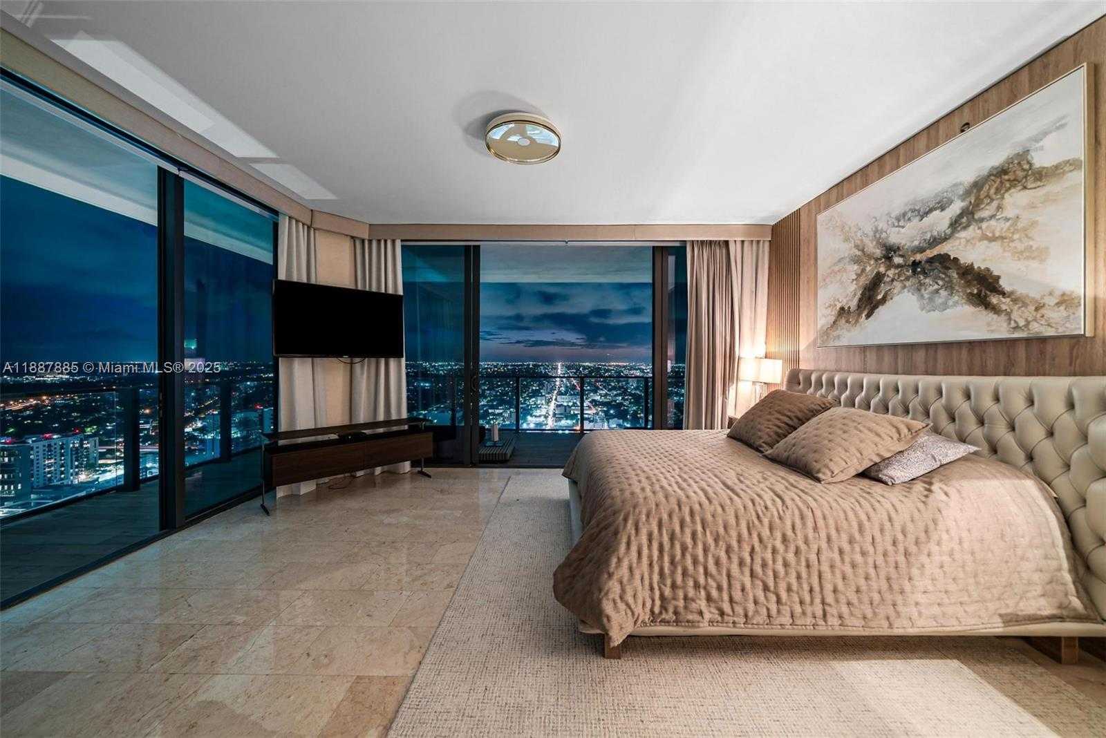 Small Image of 88 SOUTH WEST 7TH ST #3801, Miami Number 38