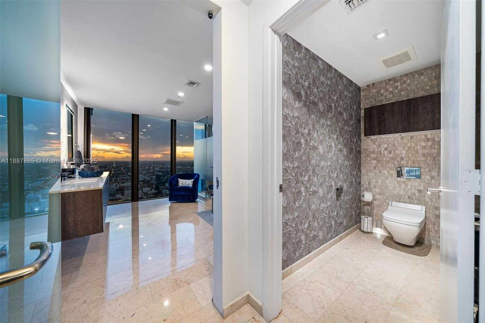 Small Image of 88 SOUTH WEST 7TH ST #3801, Miami Number 40