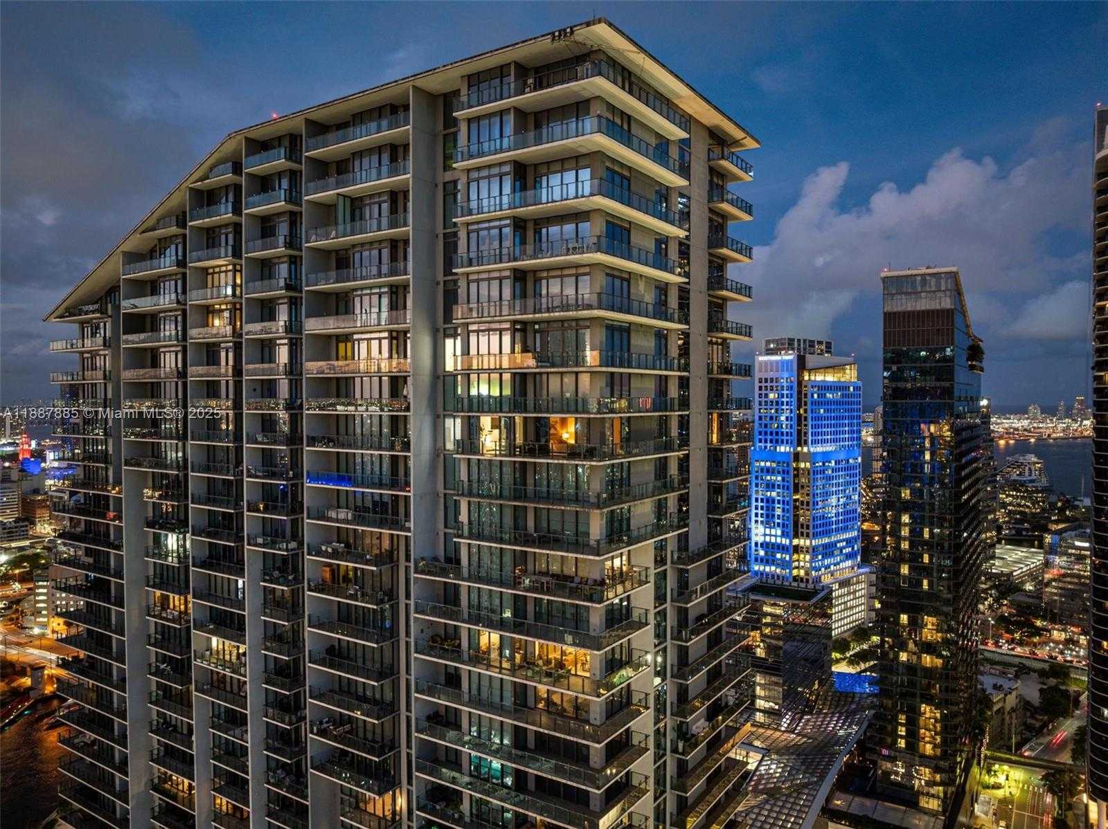 Small Image of 88 SOUTH WEST 7TH ST #3801, Miami Number 45
