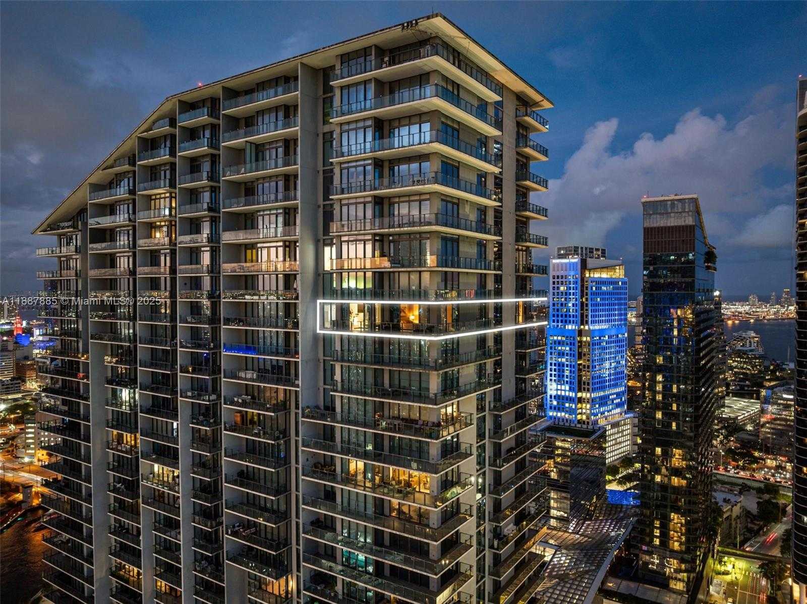 Small Image of 88 SOUTH WEST 7TH ST #3801, Miami Number 53