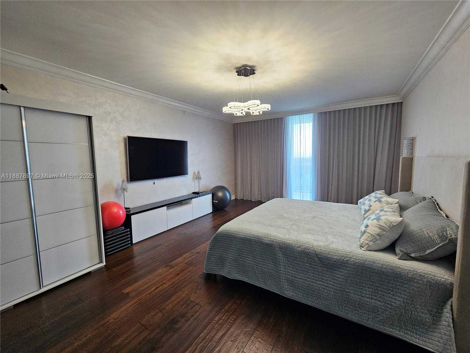 Small Image of 3201 NORTH EAST 183RD ST #2607, Aventura Number 6