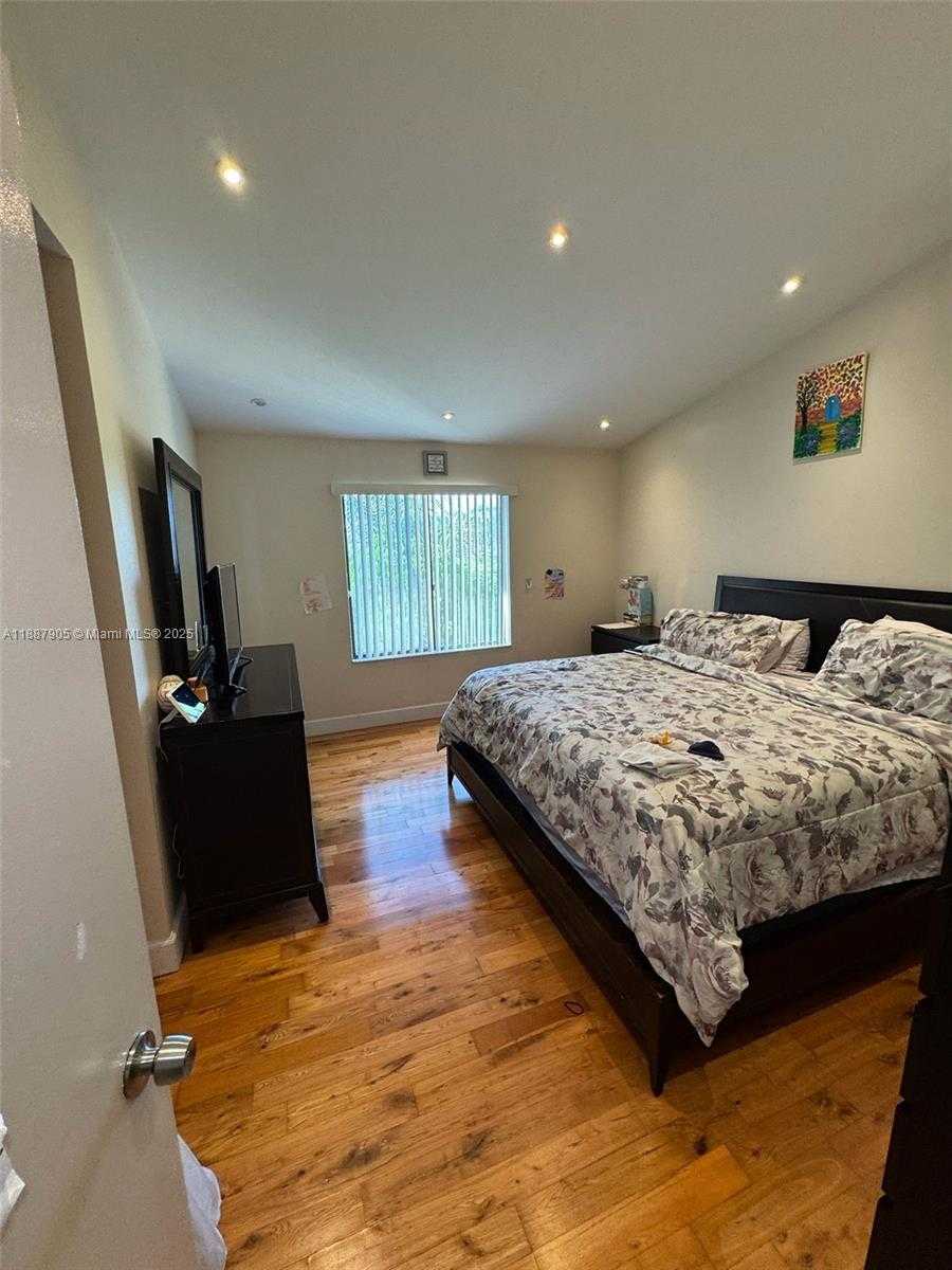Small Image of 9204 NORTH WEST 49TH PL, Sunrise Number 13
