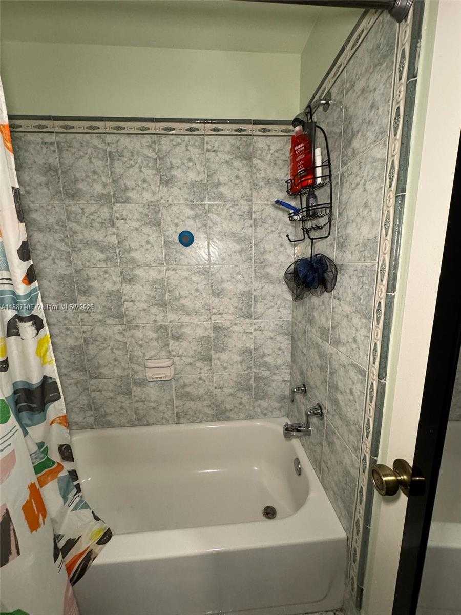 Small Image of 9204 NORTH WEST 49TH PL, Sunrise Number 23