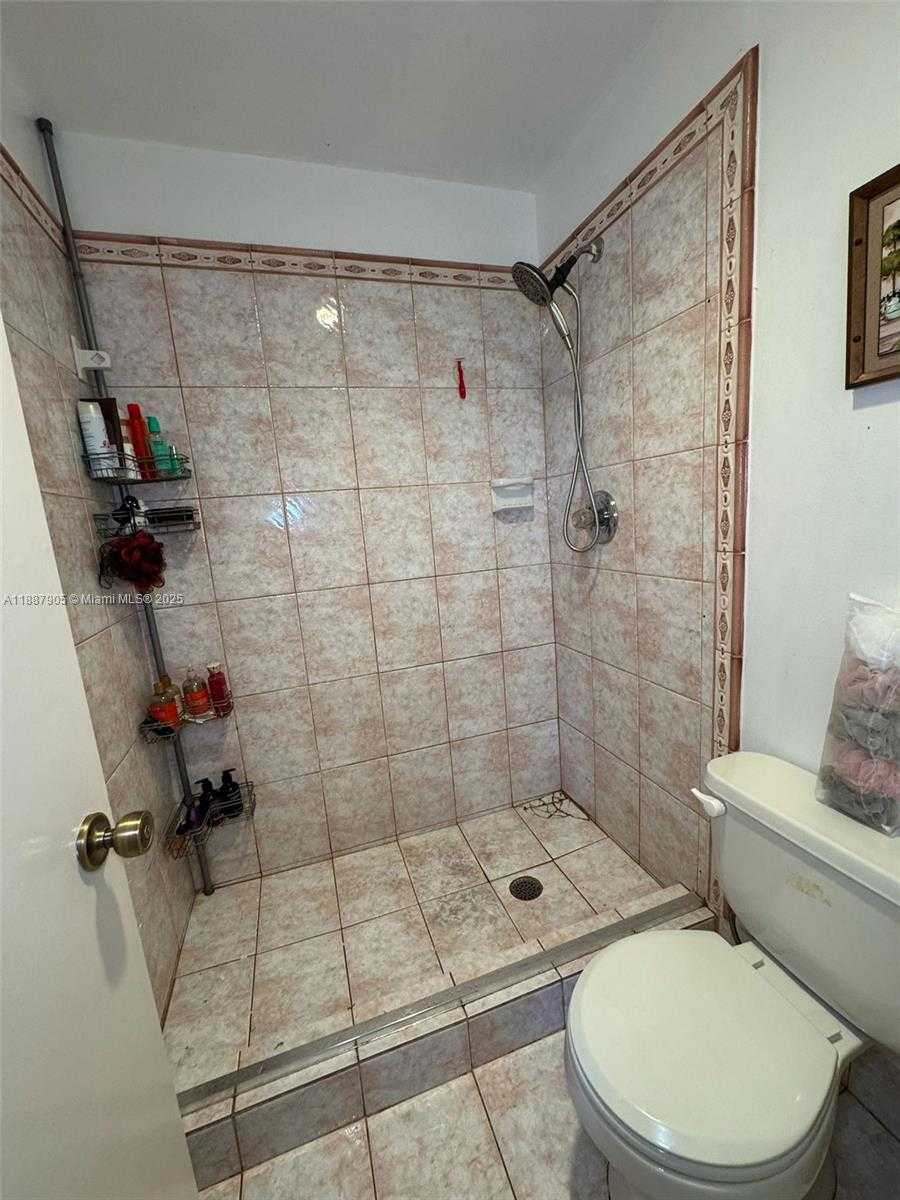 Small Image of 9204 NORTH WEST 49TH PL, Sunrise Number 27
