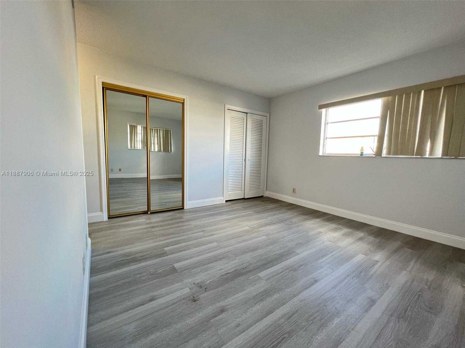 Small Image of 301 NORTH EAST 14TH AVE #608, Hallandale Beach Number 15