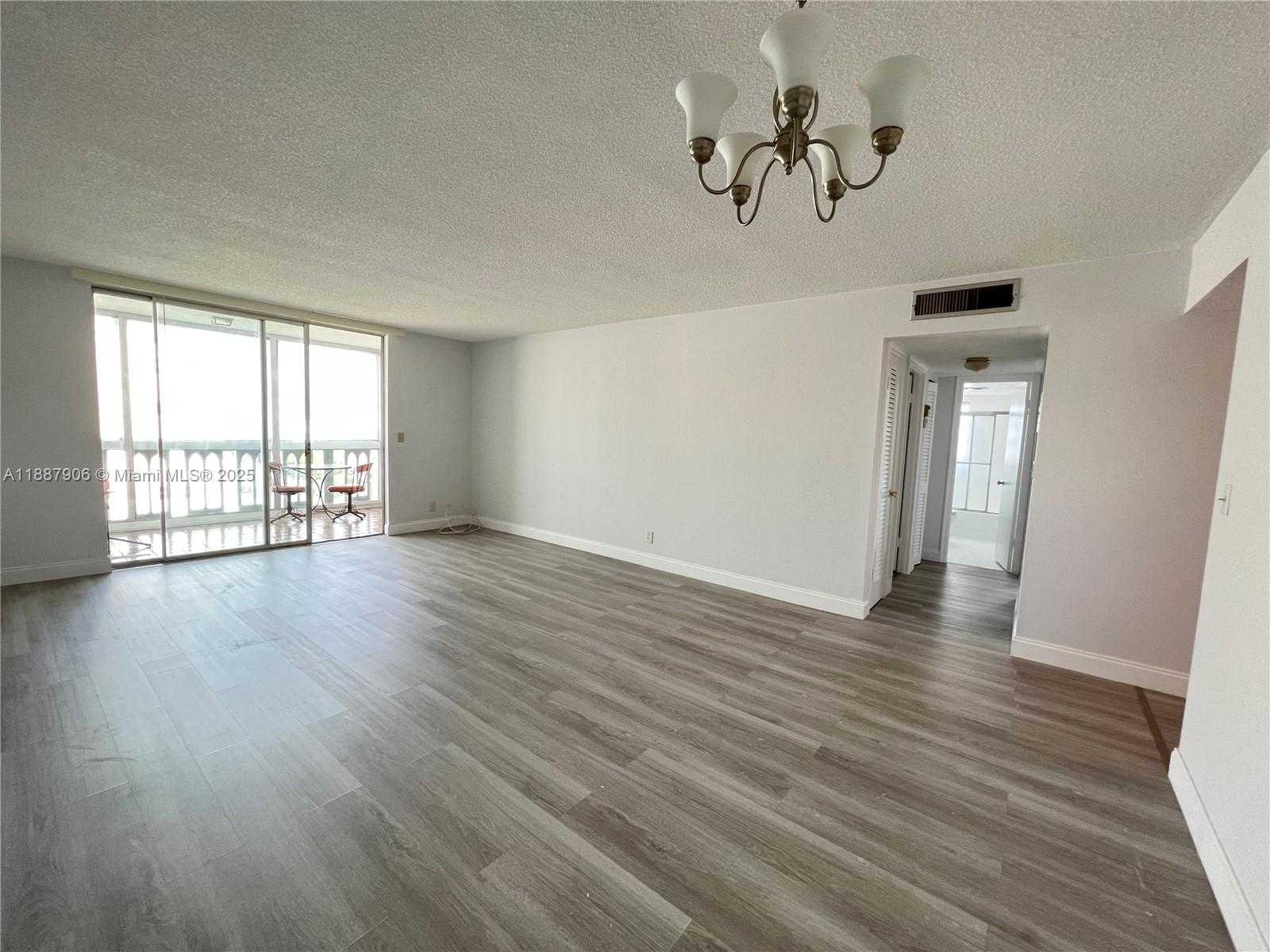 Small Image of 301 NORTH EAST 14TH AVE #608, Hallandale Beach Number 5