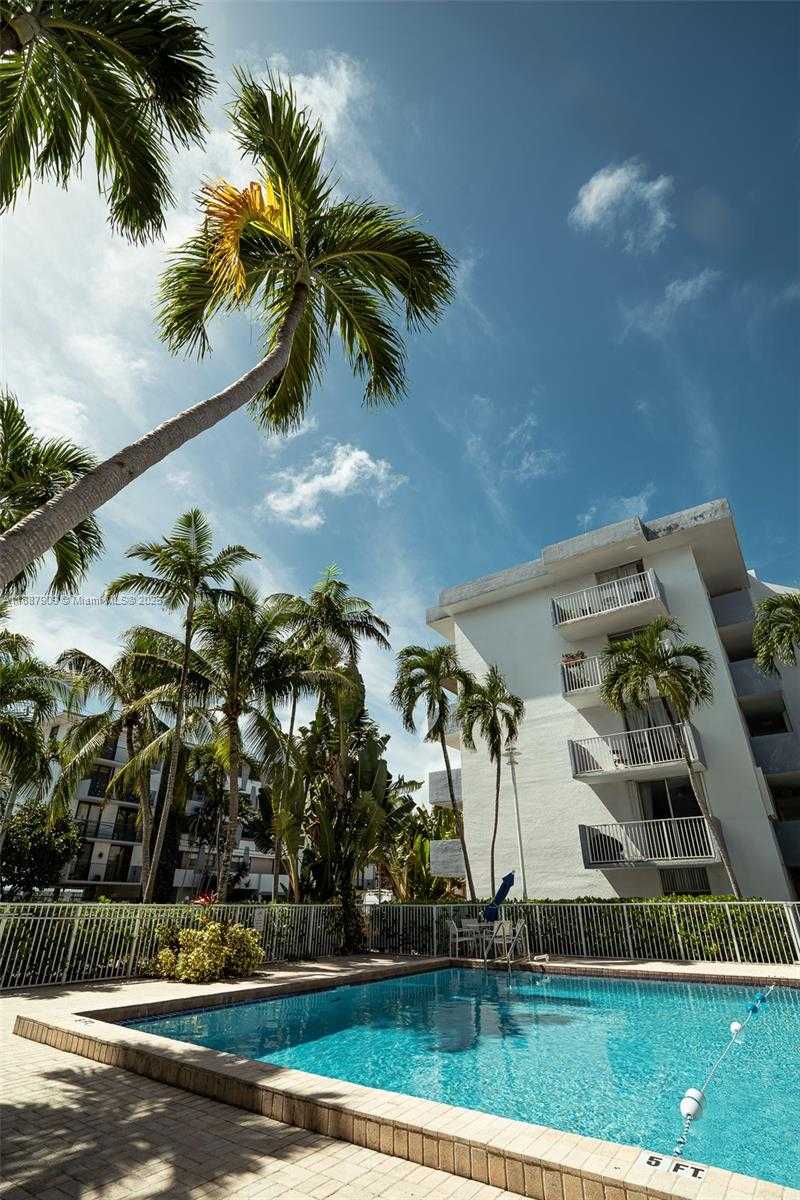 Small Image of 1801 SOUTH TREASURE DR #526, North Bay Village Number 11