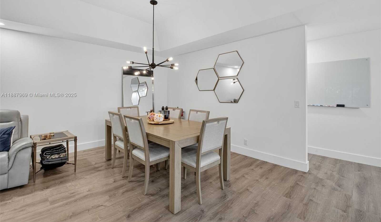 Small Image of 20774 CONCORD GREEN DR W, Boca Raton Number 13