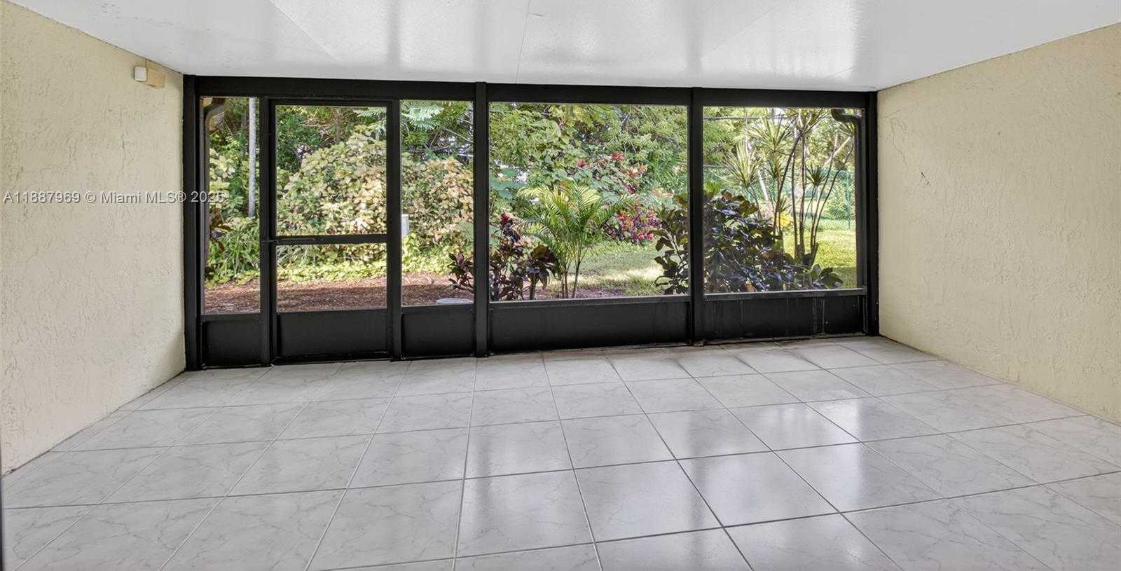 Small Image of 20774 CONCORD GREEN DR W, Boca Raton Number 28