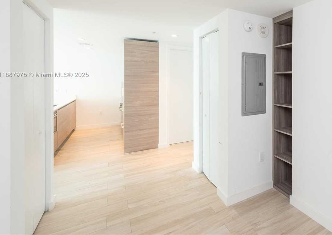 Small Image of 1300 SOUTH MIAMI AVE #1003, Miami Number 10
