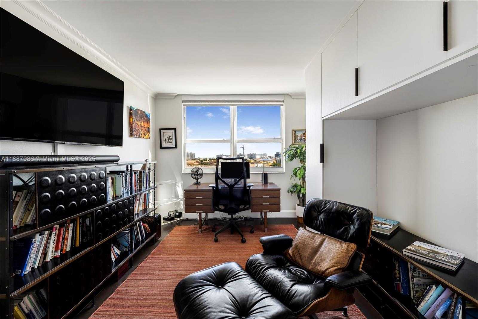 Small Image of 90 ALTON RD #811, Miami Beach Number 16