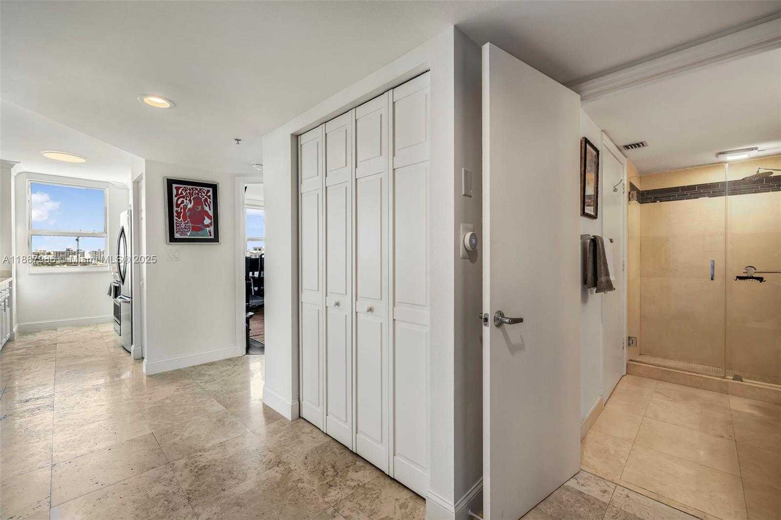 Small Image of 90 ALTON RD #811, Miami Beach Number 17