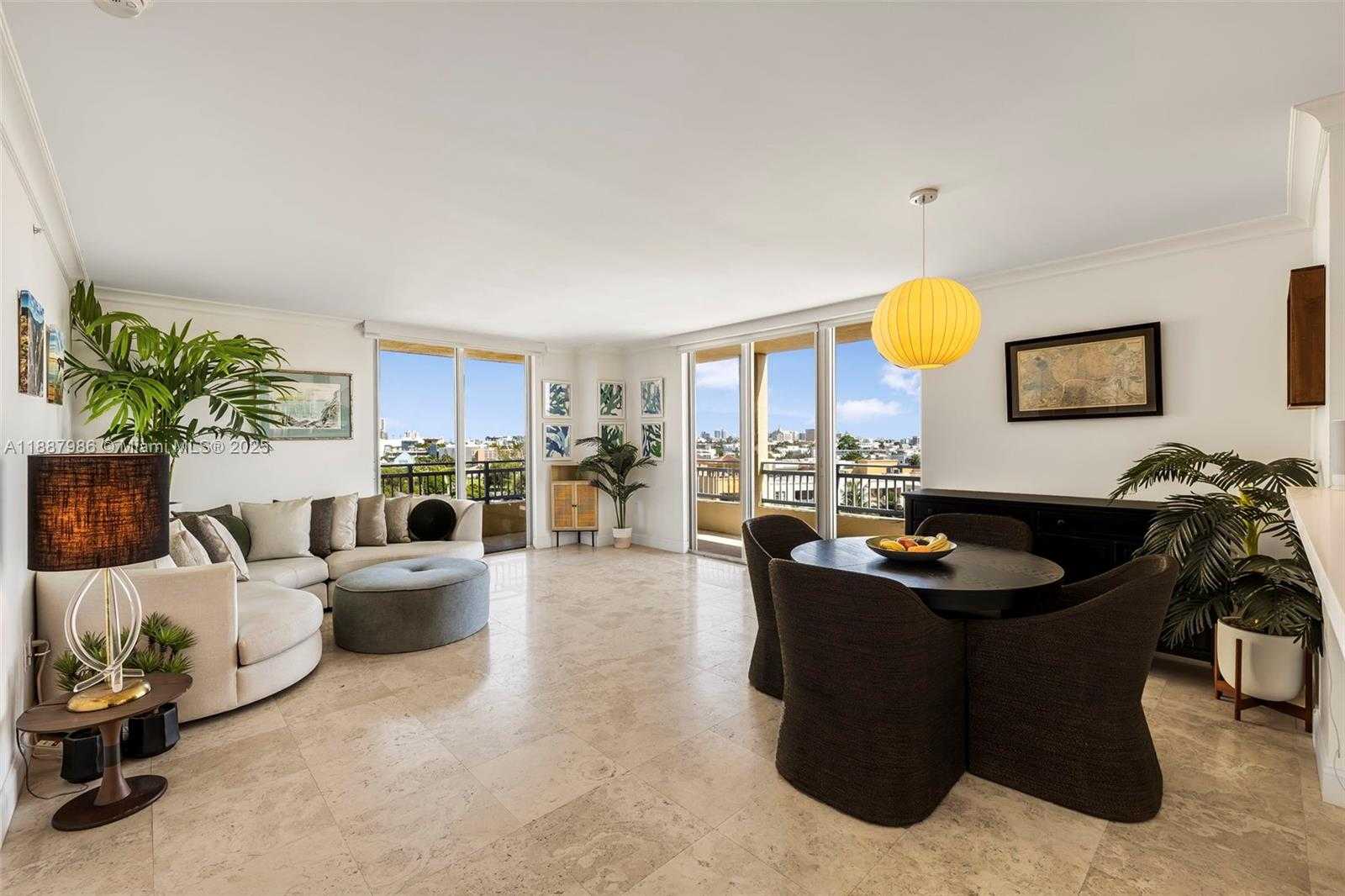 Small Image of 90 ALTON RD #811, Miami Beach Number 3