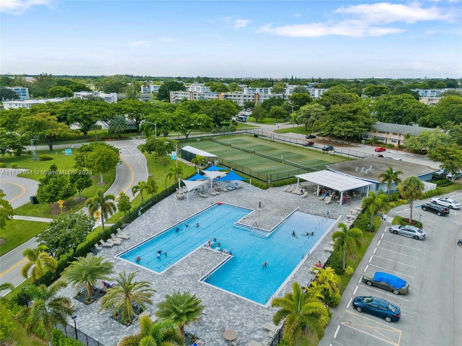 Small Image of 2079 HARWOOD F #2079, Deerfield Beach Number 29