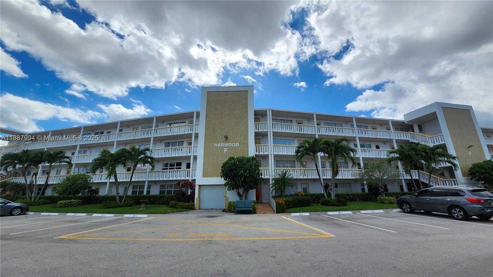 Small Image of 2079 HARWOOD F #2079, Deerfield Beach Number 3