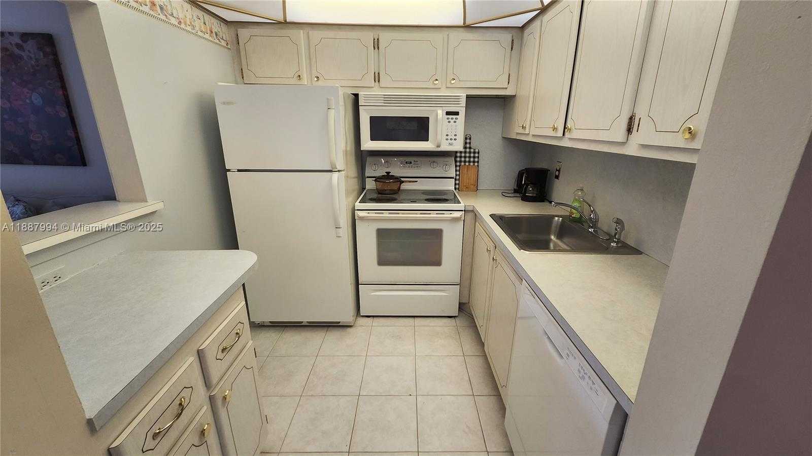 Small Image of 2079 HARWOOD F #2079, Deerfield Beach Number 8