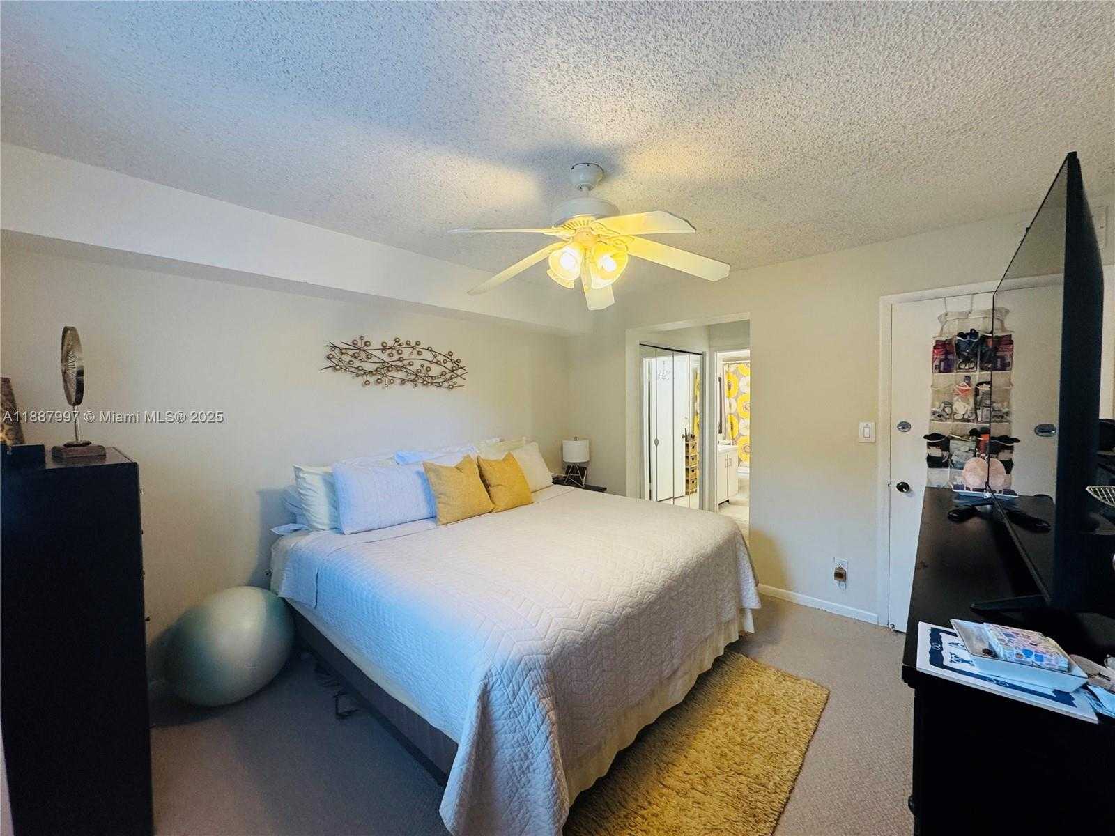 Small Image of 650 SOUTH PARK RD #26-5, Hollywood Number 11