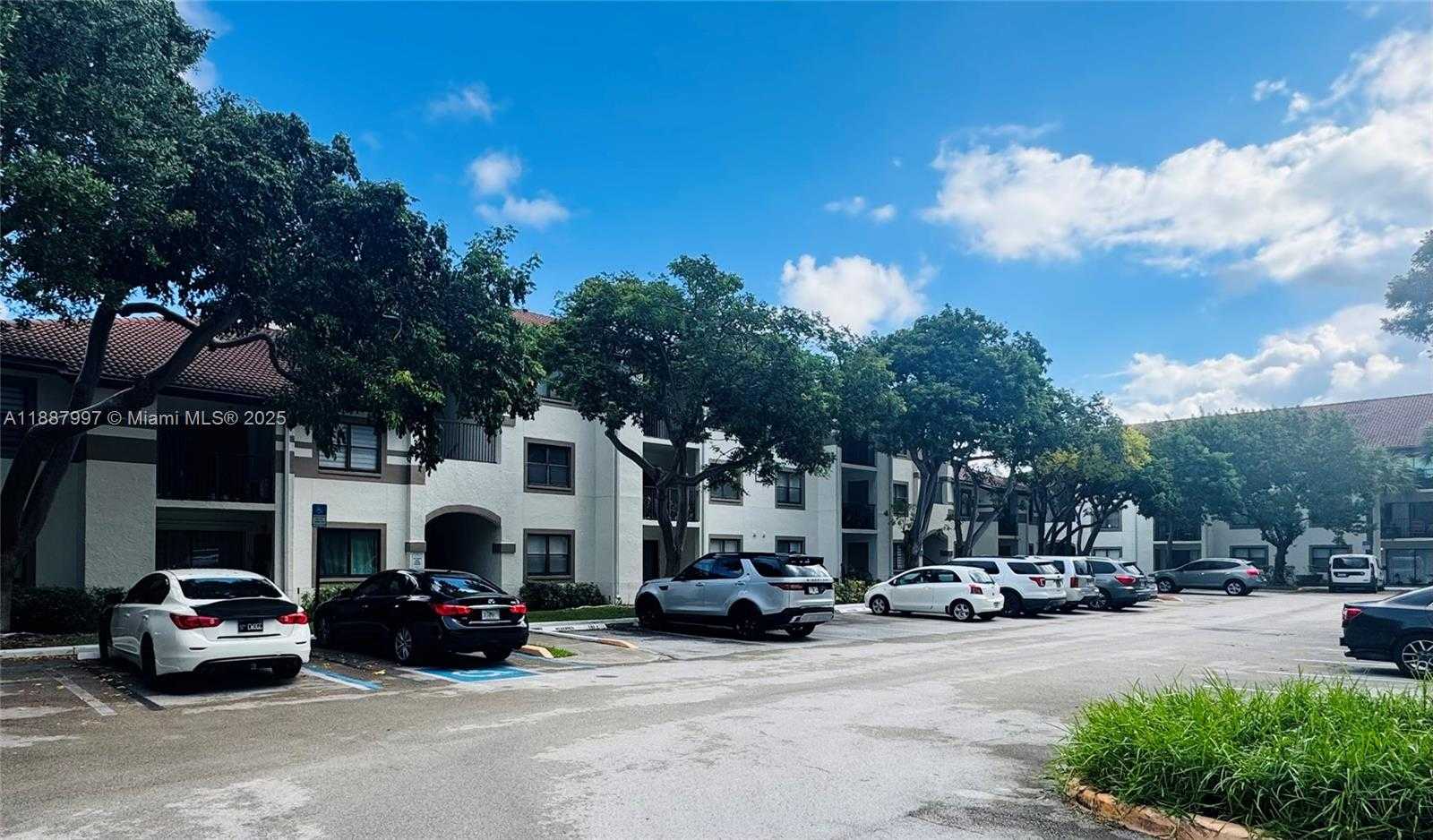 Small Image of 650 SOUTH PARK RD #26-5, Hollywood Number 12