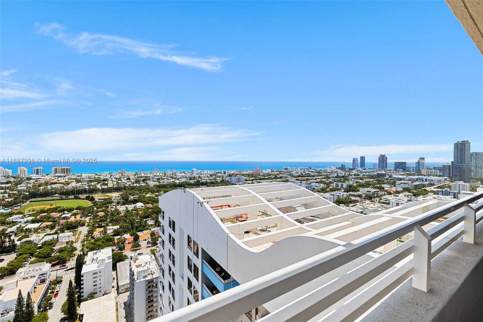 Small Image of 1330 WEST AVE #3407, Miami Beach Number 39