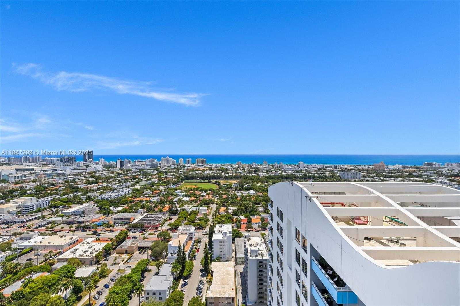 Small Image of 1330 WEST AVE #3407, Miami Beach Number 40
