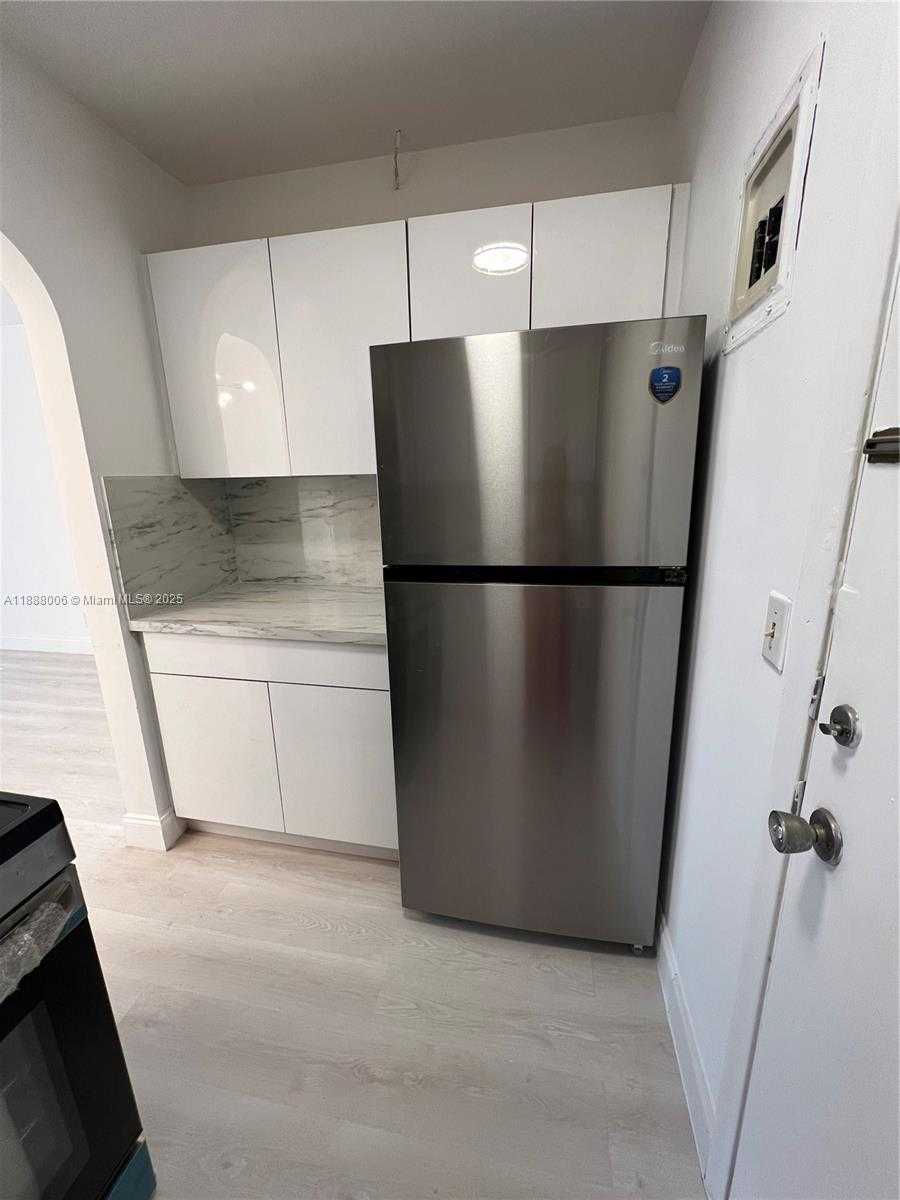 Small Image of 1821 NORTH EAST 62ND ST #426, Fort Lauderdale Number 3