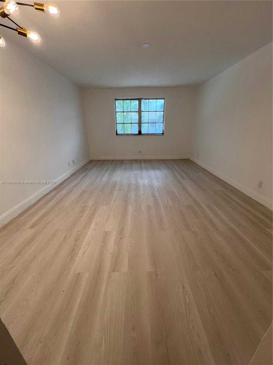 Small Image of 1821 NORTH EAST 62ND ST #426, Fort Lauderdale Number 5