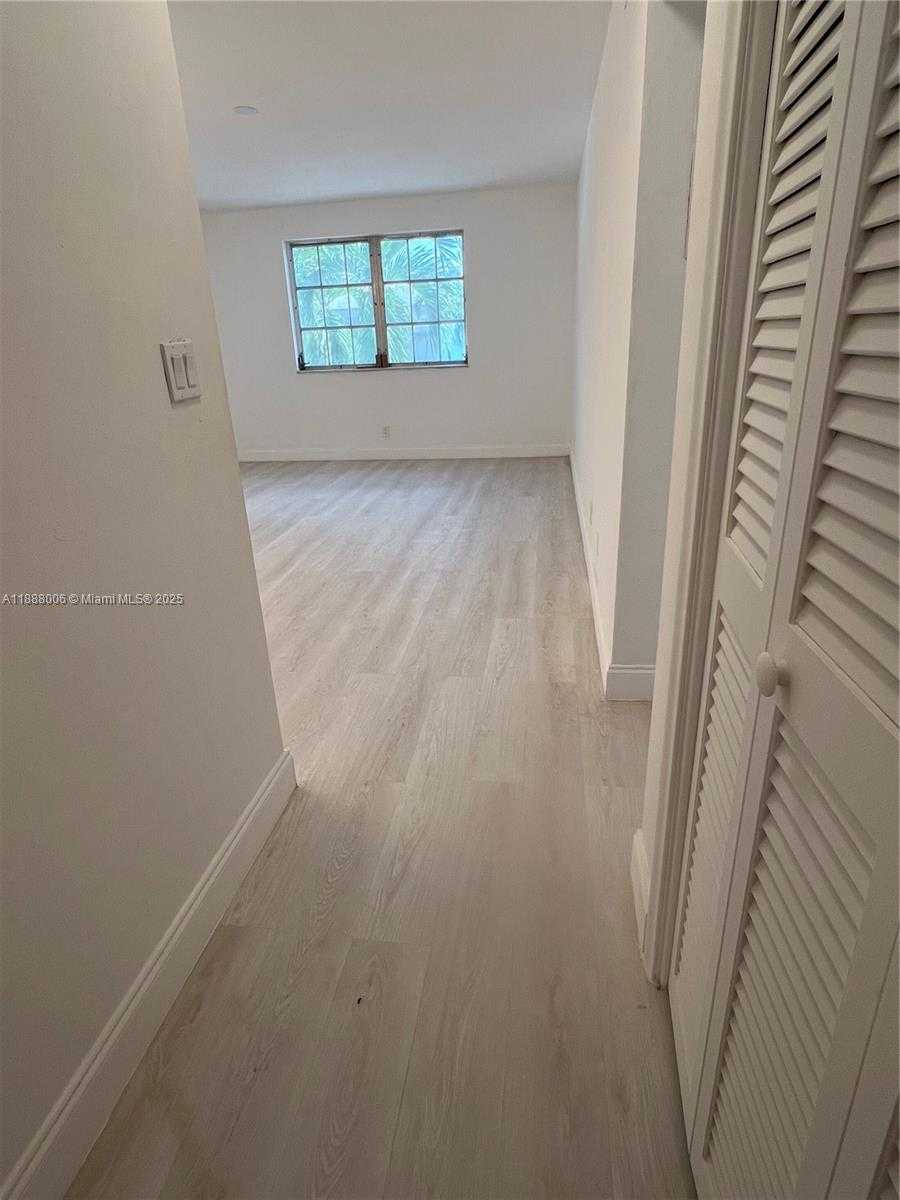 Small Image of 1821 NORTH EAST 62ND ST #426, Fort Lauderdale Number 7