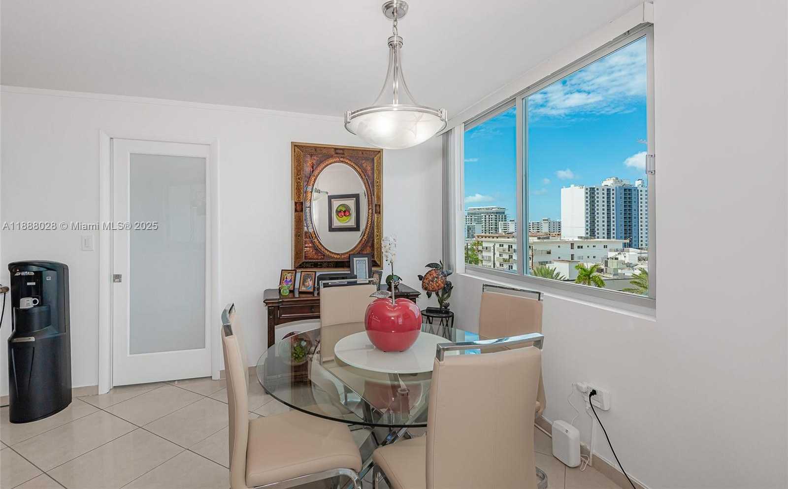 Small Image of 7135 COLLINS AVE #625, Miami Beach Number 10