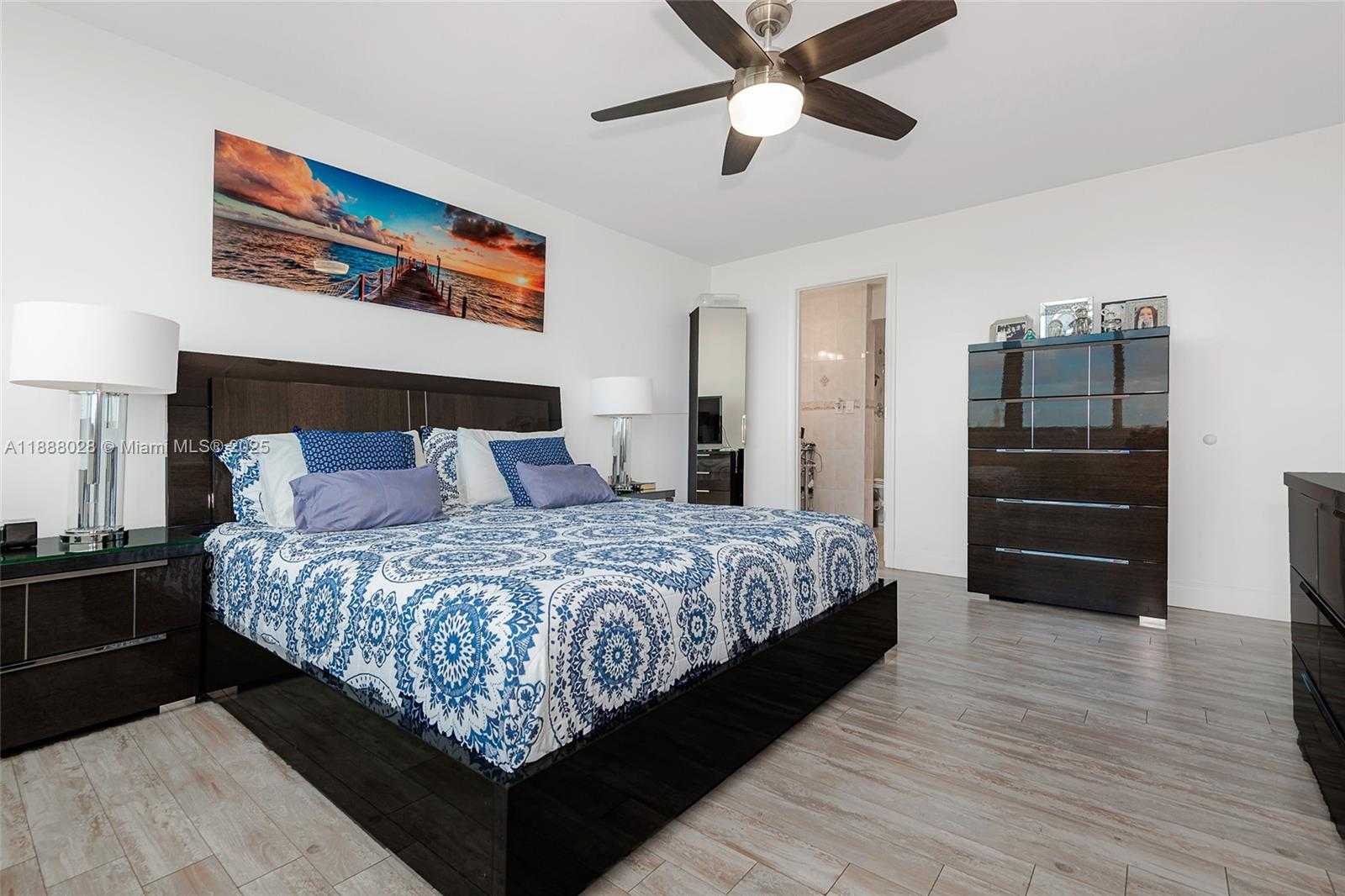 Small Image of 7135 COLLINS AVE #625, Miami Beach Number 20