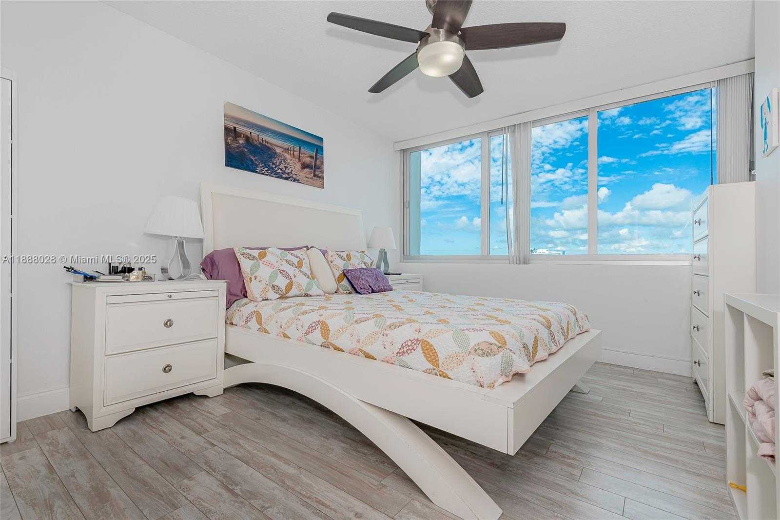 Small Image of 7135 COLLINS AVE #625, Miami Beach Number 24