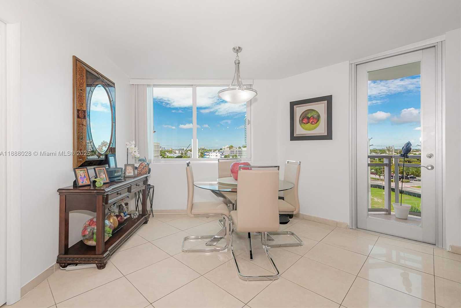 Small Image of 7135 COLLINS AVE #625, Miami Beach Number 6