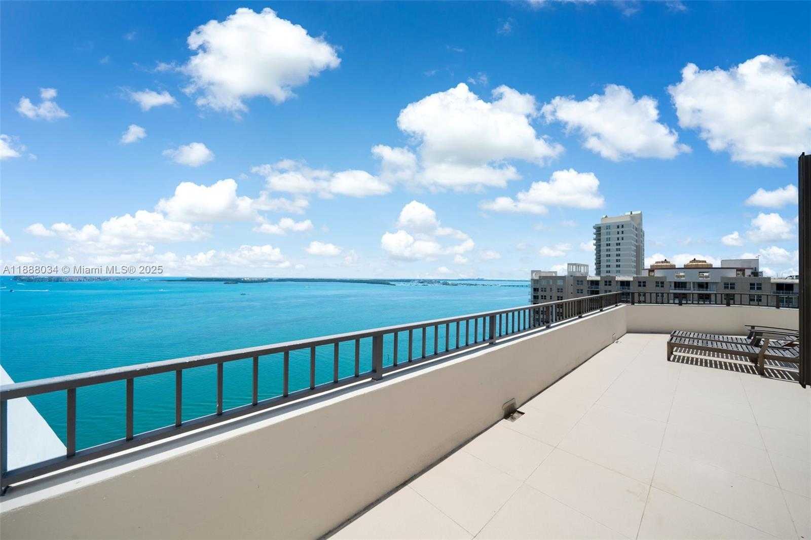 Small Image of 520 BRICKELL KEY DRIVE #UPH-03, Miami Number 11