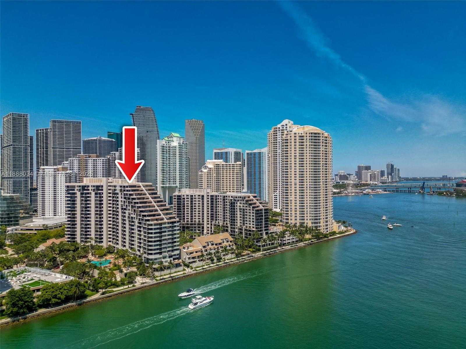 Small Image of 520 BRICKELL KEY DRIVE #UPH-03, Miami Number 3