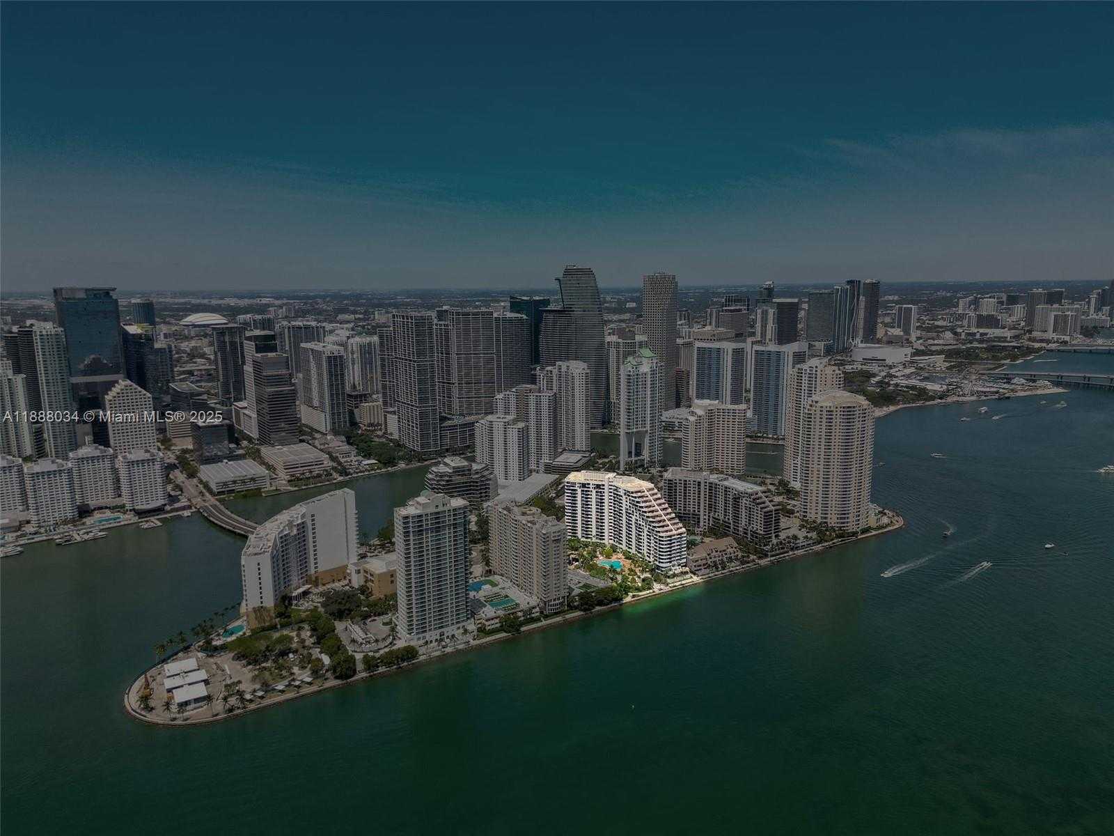 Small Image of 520 BRICKELL KEY DRIVE #UPH-03, Miami Number 7