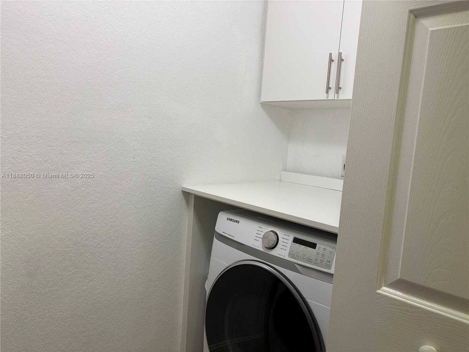 Small Image of 18038 NORTH WEST 74TH CT, Hialeah Number 13