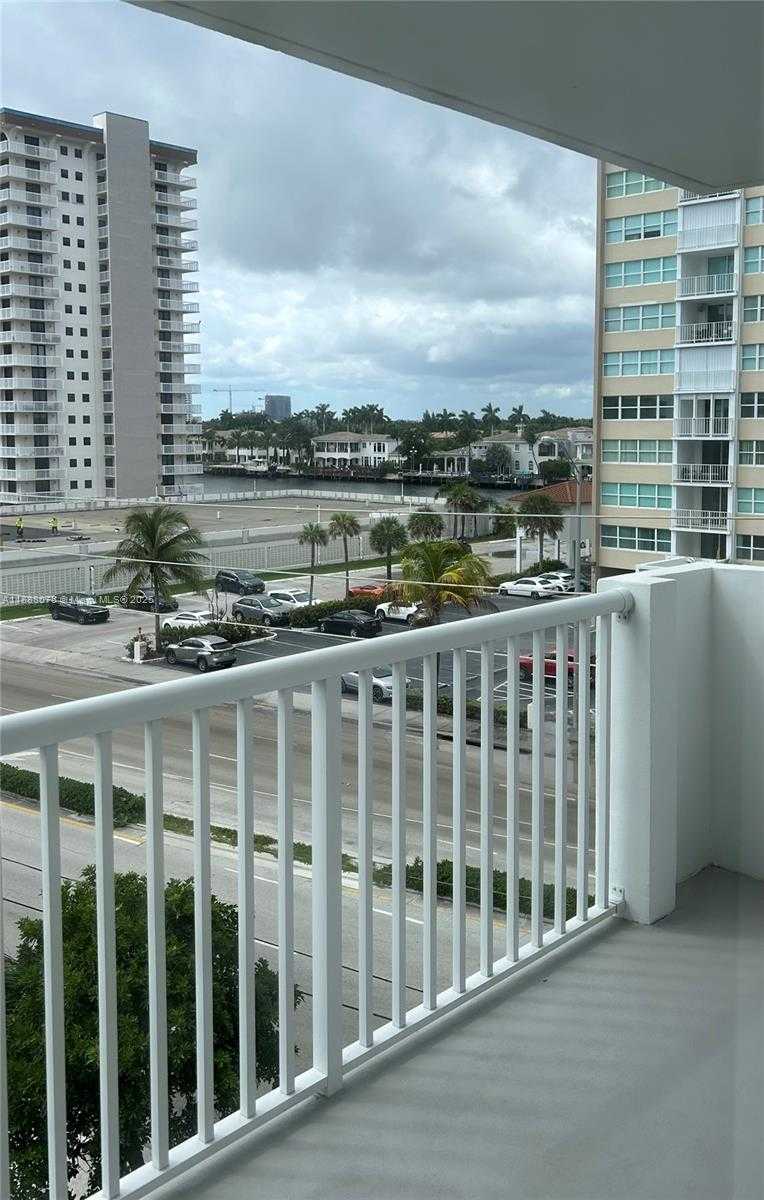 Small Image of 1601 SOUTH OCEAN DR #504, Hollywood Number 12