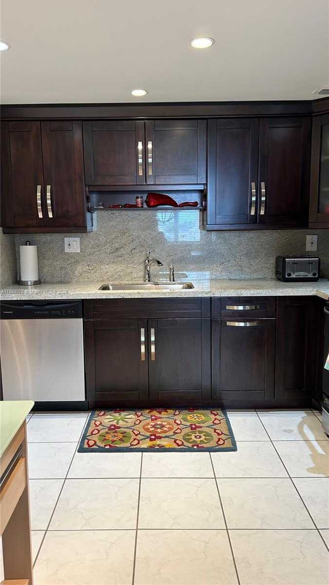 Small Image of 1601 SOUTH OCEAN DR #504, Hollywood Number 4