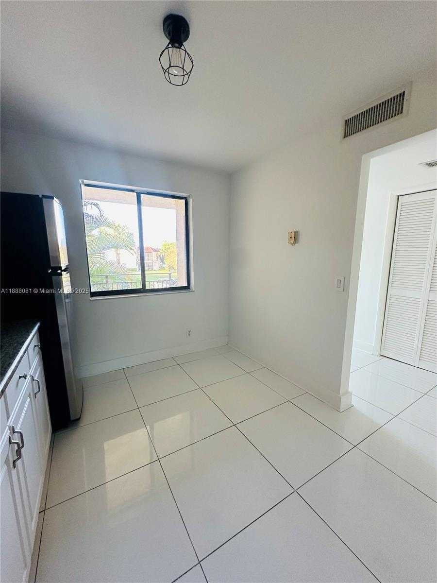 Small Image of 16491 BLATT BLVD #202, Weston Number 16