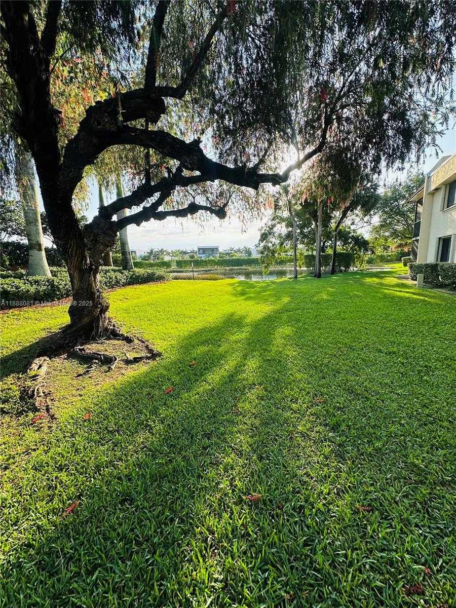 Small Image of 16491 BLATT BLVD #202, Weston Number 21